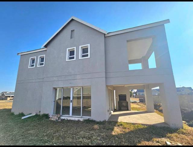 3 BEDROOM HOUSE FOR SALE IN RIVERSPRAY LIFESTYLE ESTATE